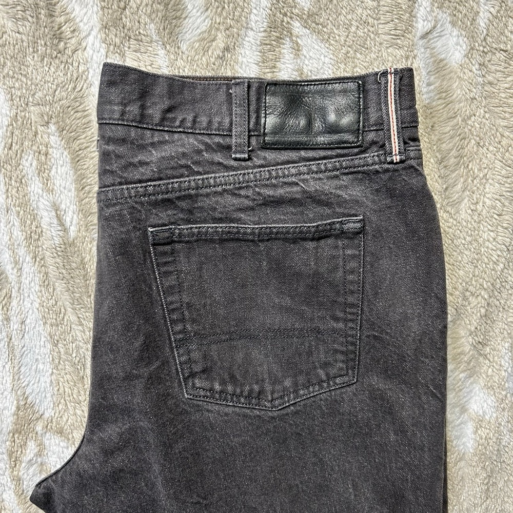 Tommy Hilfiger Mens Straight Leg Jeans Faded Black Denim 100% Cotton 5-Pocket - Picture 5 of 11